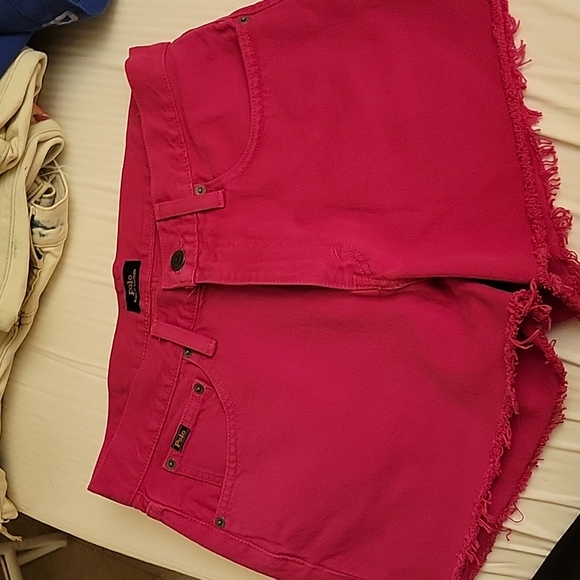 Ralf Lauren shorts (BRAND NEW) - Picture 2 of 3